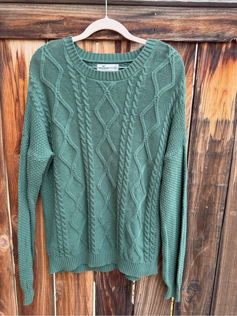 Hollister Cable Knit Crewneck Sweater oversized